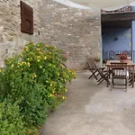 蒙尼高尔酒店 3*