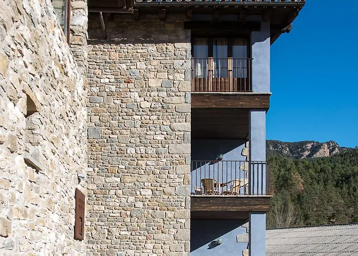 Monegal 3* Sant Llorenç de Morunys