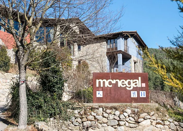 Hotell Monegal 3*